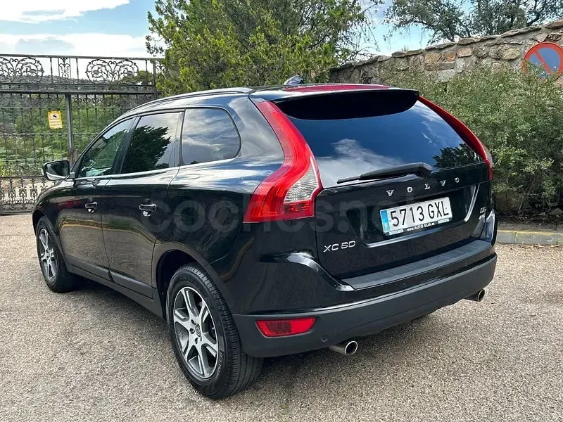 Usado Volvo XC60 Summum 205 CV (150 kW) 2010 Negro SUV