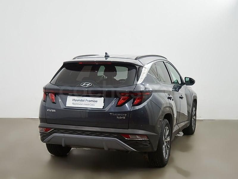 Usado Hyundai Tucson 150 CV (110 kW) 2021 Gris / plata SUV