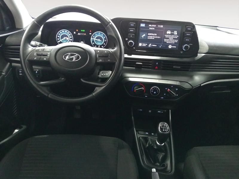 Usado Hyundai i20 101 CV (74 kW) 2021 Negro