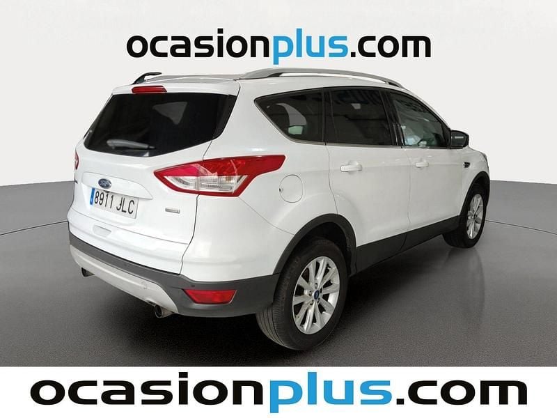 Usado Ford Kuga Titanium 150 CV (110 kW) 2016 Blanco SUV