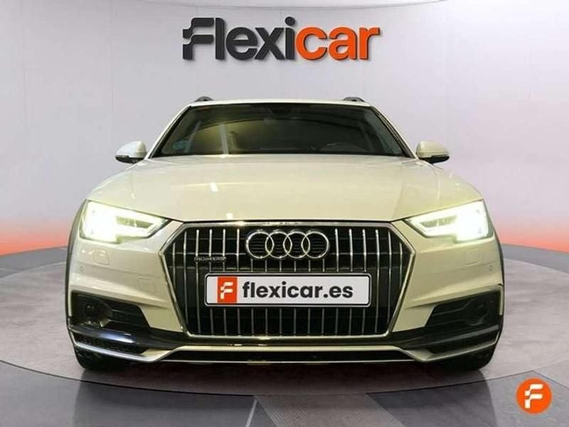 Usado Audi A4 163 CV (119 kW) 2018 Blanco Familiar
