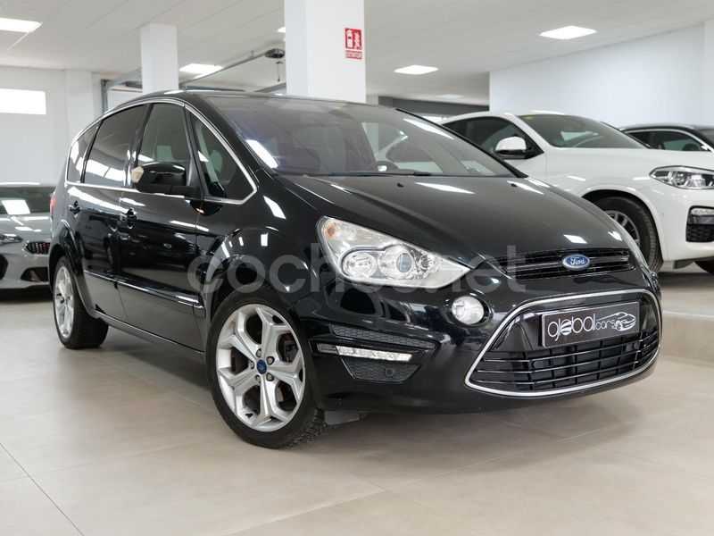 Negro Usado 2012 Ford S-MAX Titanium Monovolumen | 9999 € (Precio justo) - Imagen 1/4