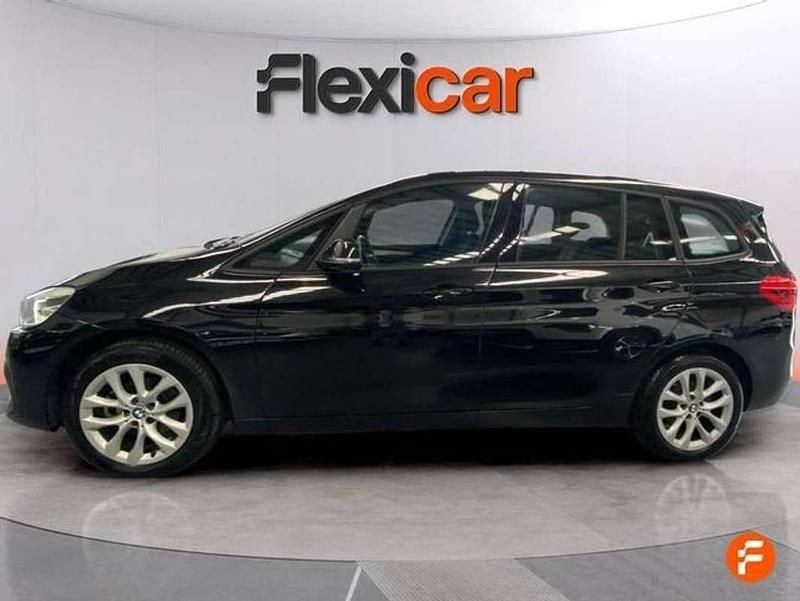 Usado BMW 218 140 HP (102 kW) 2020 Preto Monovolume