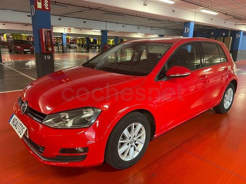 Usado VW Golf VII Sportline 105 CV (77 kW) 2013 Rojo Berlina