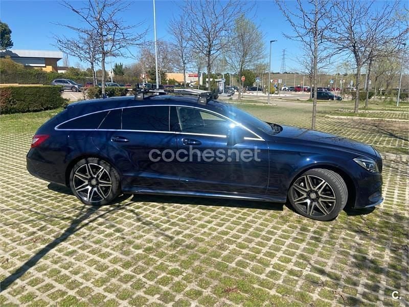 Usado Mercedes CLS500 408 CV (300 kW) 2016 Azul Familiar