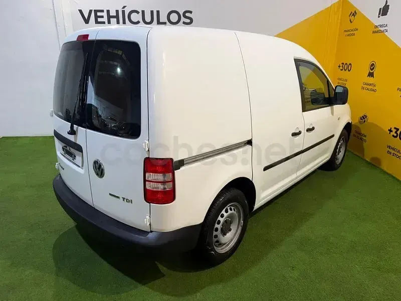 Usado VW Caddy Pro 75 CV (55 kW) 2014 Blanco Monovolumen