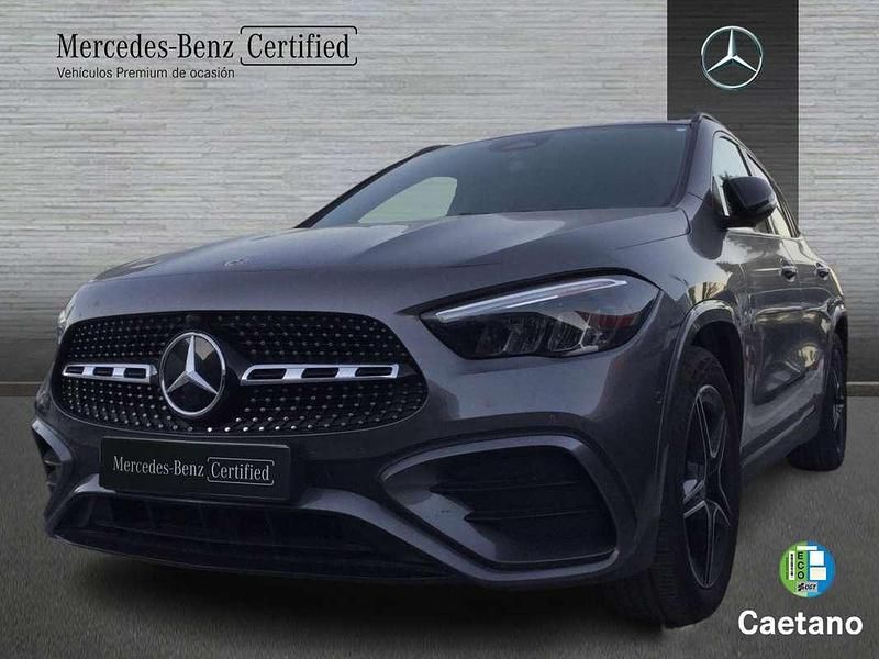Usado Mercedes GLA200 163 CV (119 kW) 2025 Gris SUV