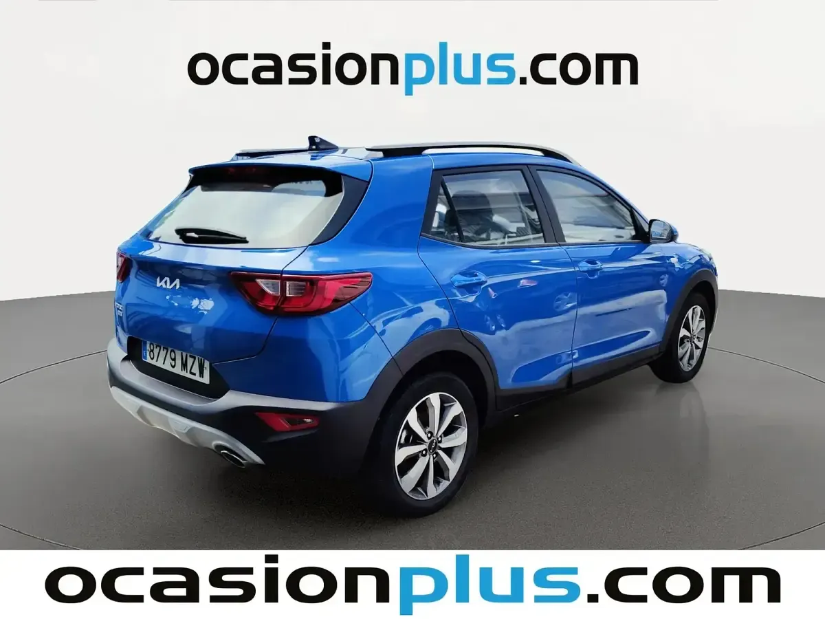 Usado Kia Stonic 100 CV (73 kW) 2025 Azul SUV