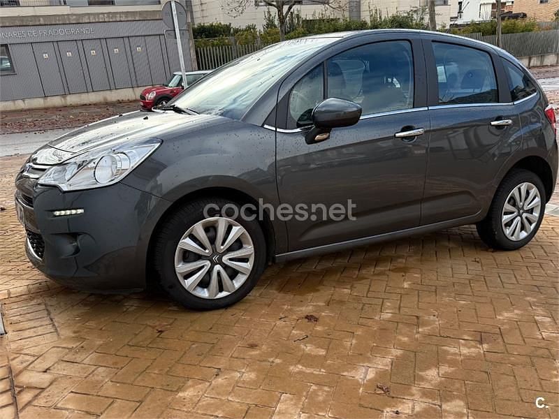 Usado Citroën C3 92 CV (67 kW) 2015 Negro Berlina