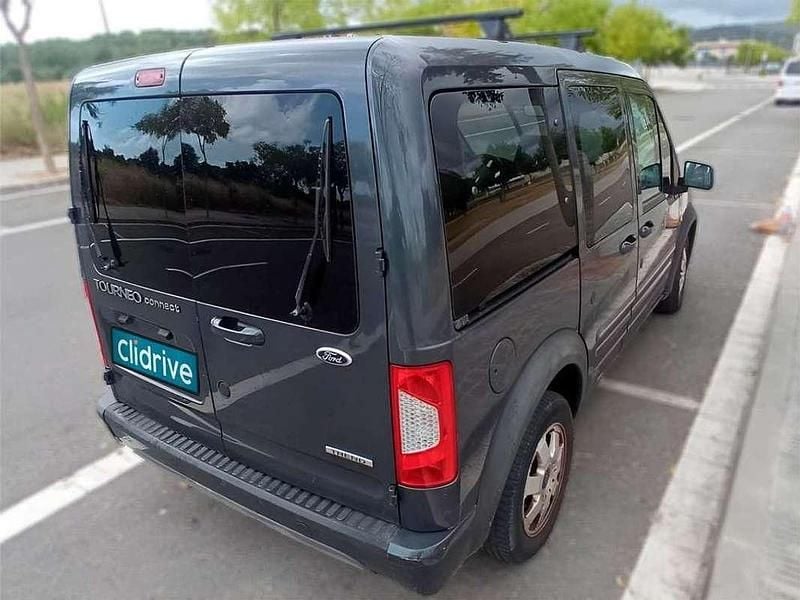 Usado Ford Tourneo Connect Trend 95 CV (69 kW) 2013 Gris Monovolumen