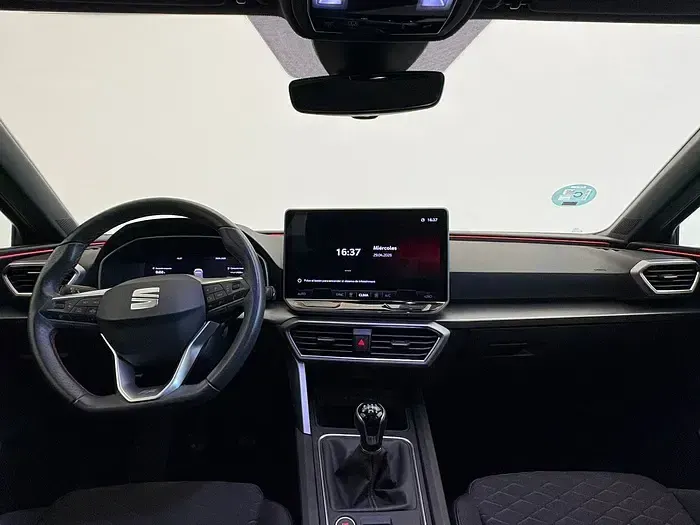 Nuevo Seat Leon FR 150 CV (110 kW) 2026 Gris Familiar