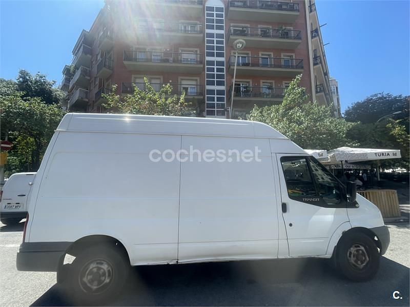 Usado Ford Transit 76 CV (55 kW) 2001 Blanco Familiar