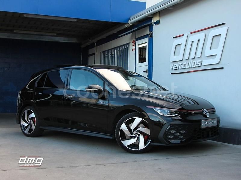 Negro Usado 2024 VW Golf GTI Berlina | 40.900 € (Caro) - Imagen 1/4