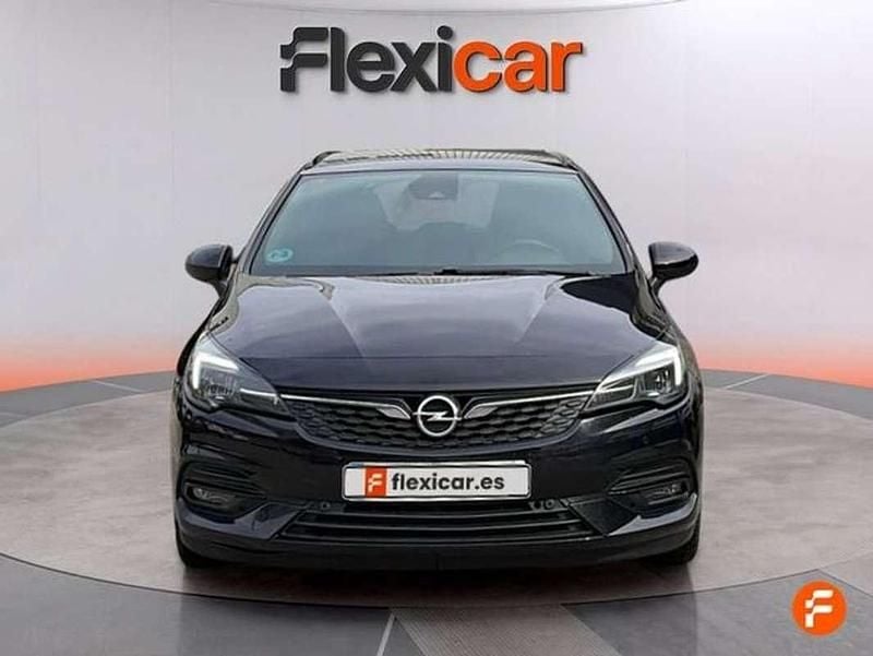 Usado Opel Astra Ultimate 145 CV (106 kW) 2021 Negro Familiar