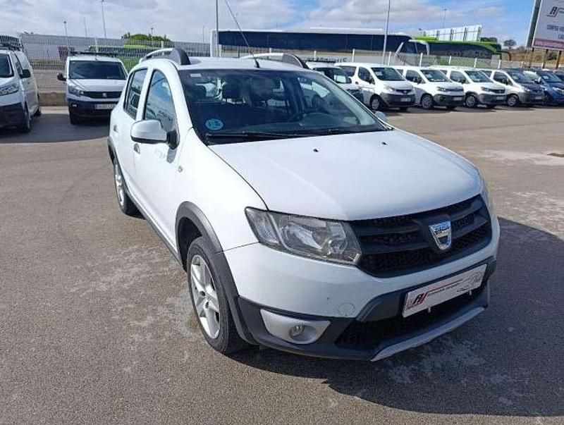 Brugt Dacia Sandero Stepway 90 HK (66 kW) 2015 Hvid Hatchback