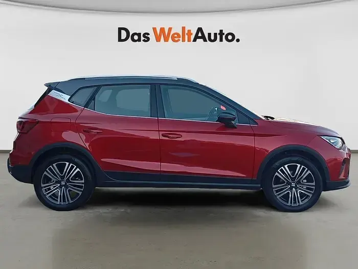 Usado Seat Arona FR 115 CV (84 kW) 2025 Rojo SUV
