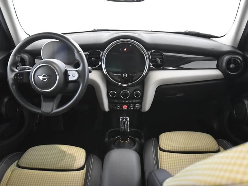 Usado Mini Cooper 136 CV (100 kW) 2021 Rojo Utilitario