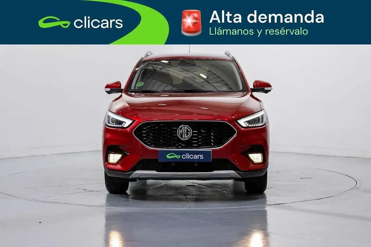 Usado MG ZS Luxury 106 CV (77 kW) 2023 Rojo SUV