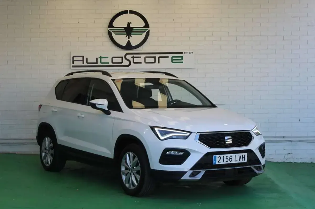 Usado Seat Ateca Style 150 CV (110 kW) 2021 Blanco SUV