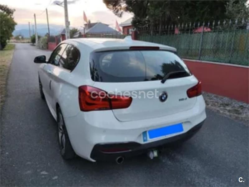 Usado BMW 118 M Sport 150 CV (110 kW) 2018 Blanco Utilitario