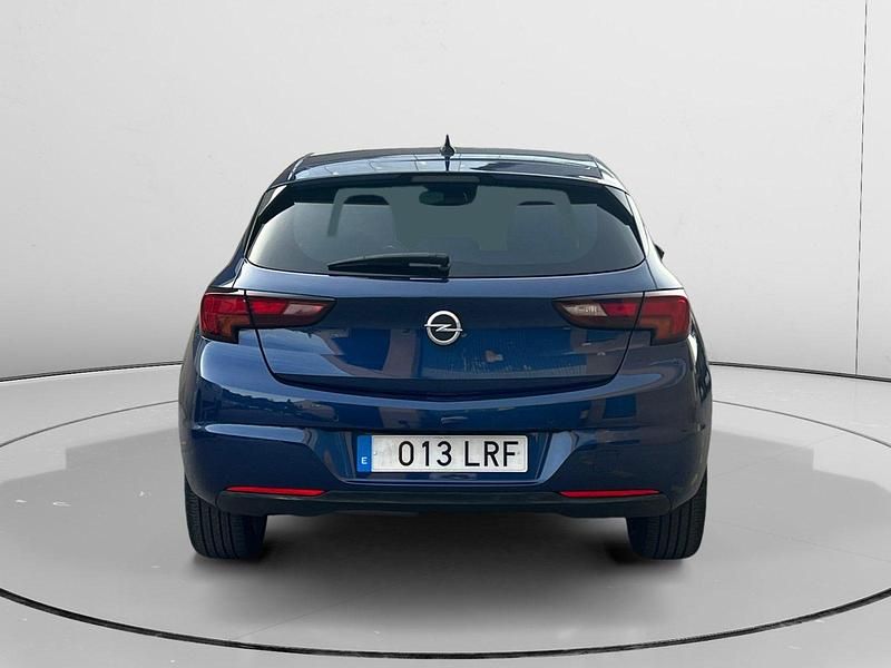 Usado Opel Astra GS Line 122 CV (89 kW) 2021 Azul Utilitario