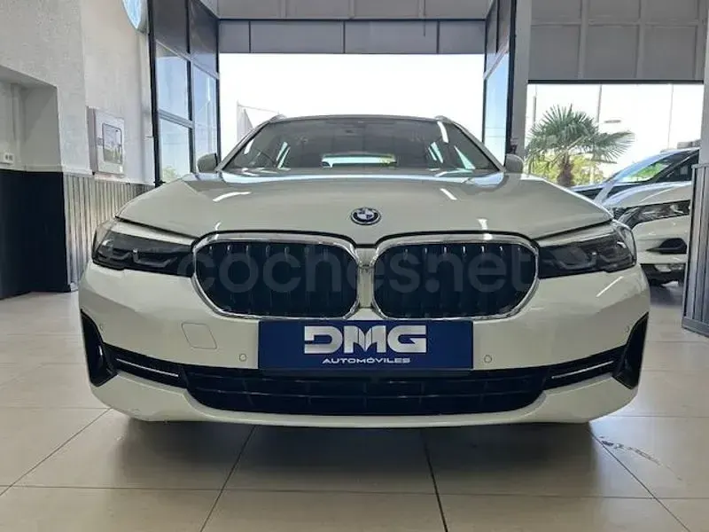 Usado BMW 530e 292 CV (214 kW) 2021 Blanco Familiar