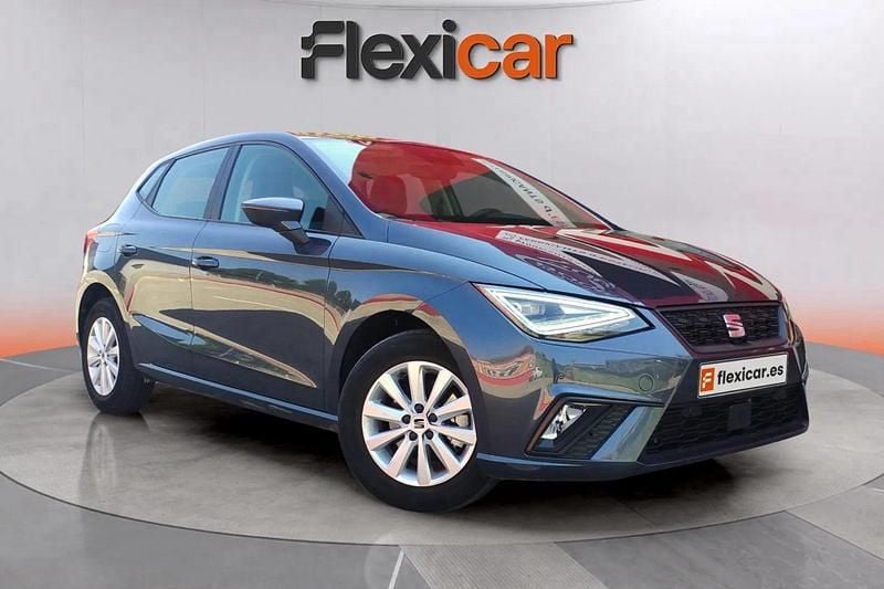 Gris Usado 2023 Seat Ibiza FR Berlina | 15.790 € (Precio justo) - Imagen 1/4