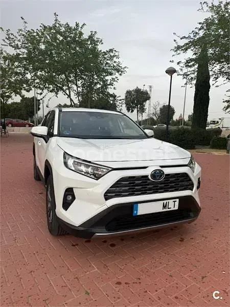 Usado Toyota RAV4 Hybrid Advance 218 CV (160 kW) 2023 Blanco SUV
