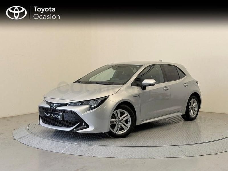 Usado Toyota Corolla Active 122 CV (89 kW) 2021 Gris / plata Berlina