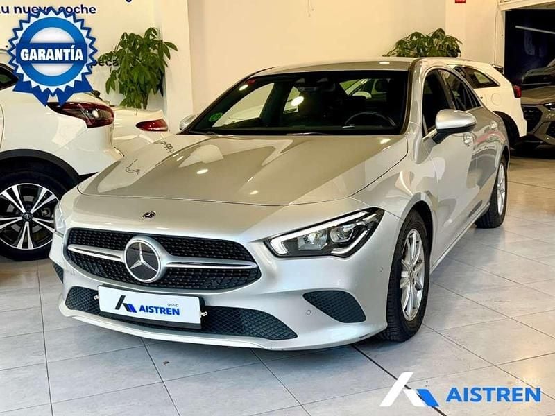 Plateado Usado 2020 Mercedes CLA180 Business Berlina | 24.600 € - Imagen 1/4