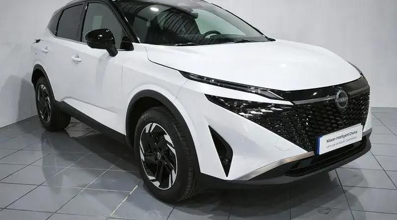 Nuevo Nissan Qashqai N-Connecta 140 CV (102 kW) 2026 Kori white black metalizado SUV