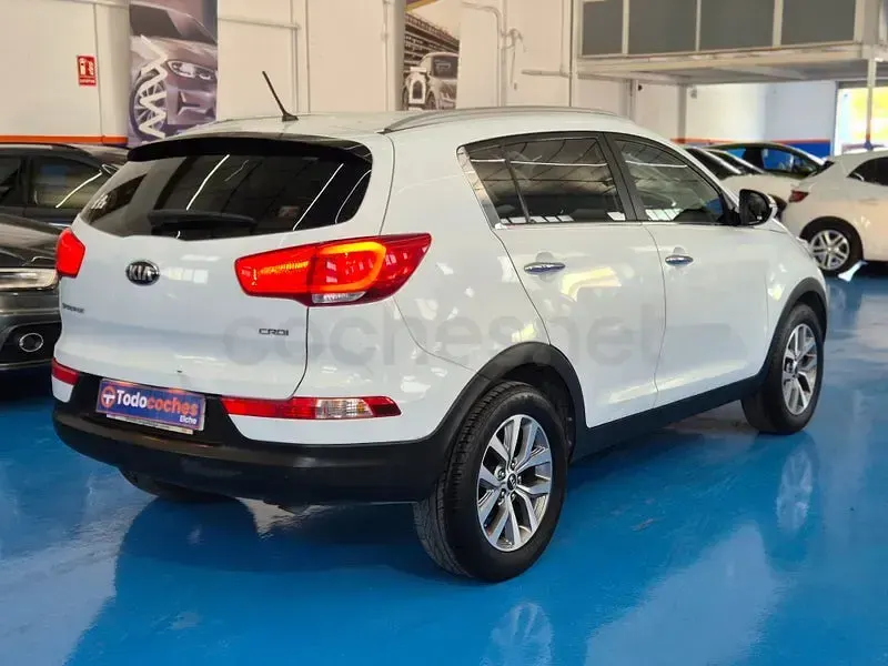 Usado Kia Sportage 115 CV (84 kW) 2015 Blanco SUV