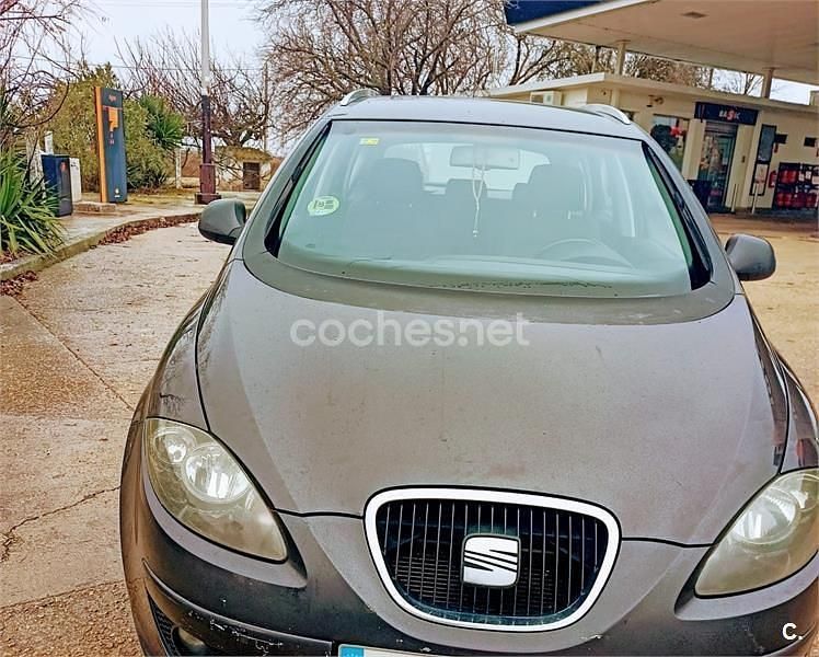 Usado Seat Altea XL 105 CV (77 kW) 2007 Gris / plata Monovolumen