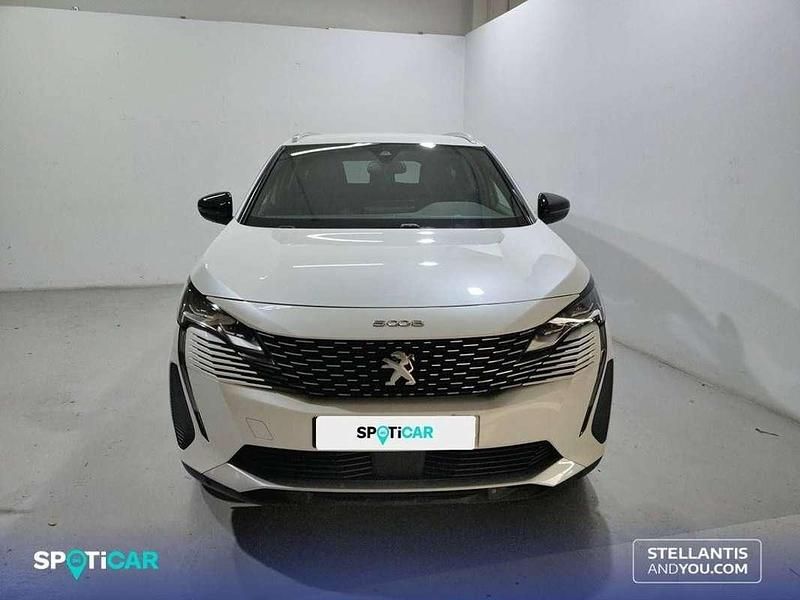 Usado Peugeot 5008 Allure 131 CV (96 kW) 2024 Blanco SUV