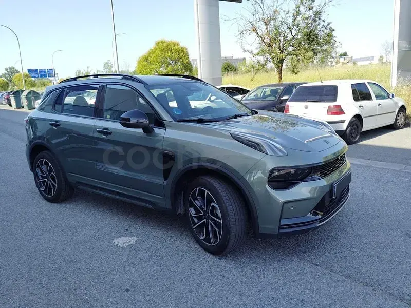Usado Lynk & Co 01 276 CV (202 kW) 2026 Verde SUV