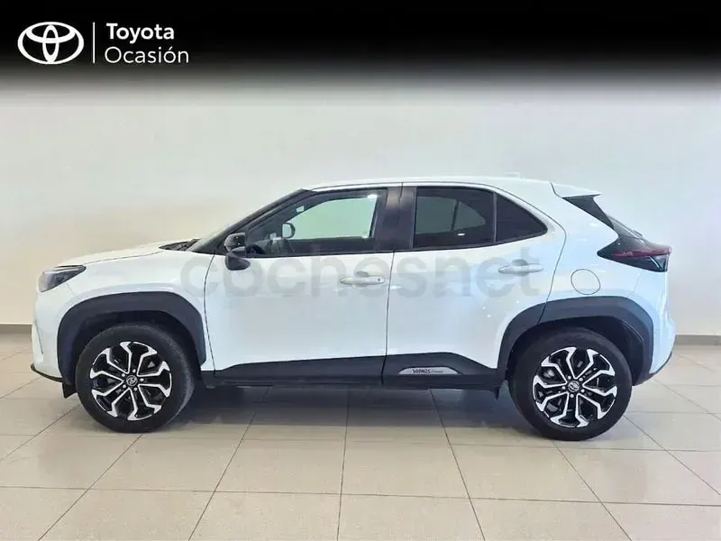Usado Toyota Yaris Cross Active 116 CV (85 kW) 2022 Blanco SUV
