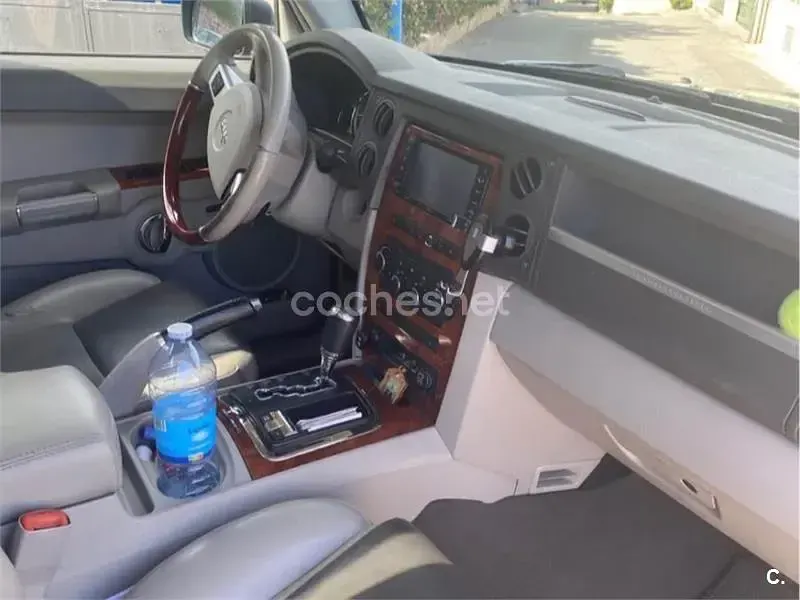 Usado Jeep Commander Overland 218 CV (160 kW) 2008 Negro SUV