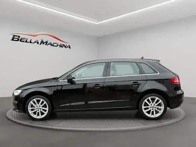 Usado Audi A3 150 CV (110 kW) 2020 Negro Berlina