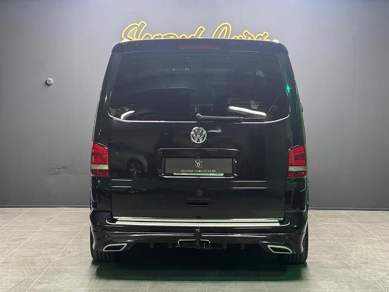 Usado VW Multivan Highline 180 CV (132 kW) 2014 Negro Monovolumen