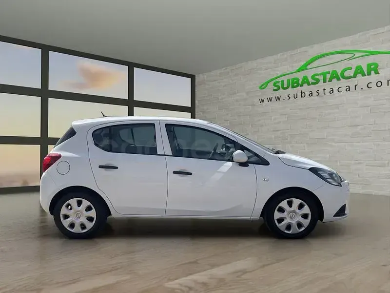 Usado Opel Corsa Business 75 CV (55 kW) 2018 Blanco Utilitario