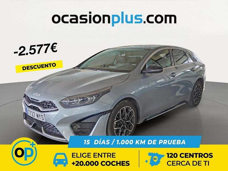 Usado Kia ProCeed GT-Line 140 CV (102 kW) 2025 Gris Familiar