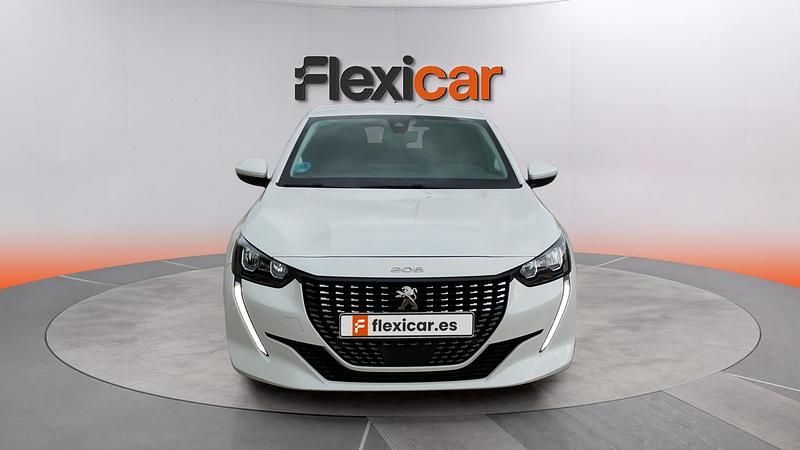 Usado Peugeot 208 Allure 101 CV (74 kW) 2021 Blanco Utilitario