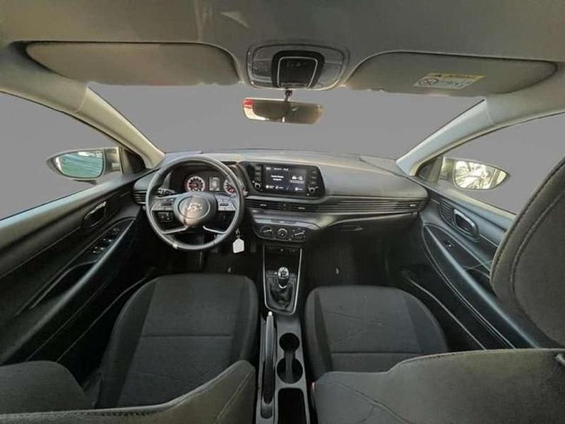 Usado Hyundai Bayon 101 CV (74 kW) 2025 Verde SUV