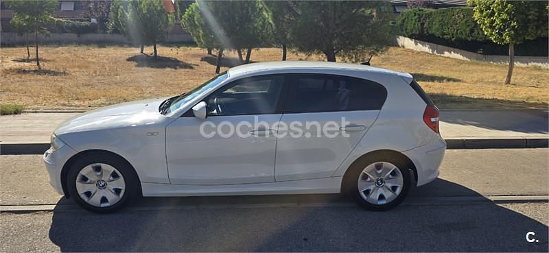 Blanco Usado 2010 BMW 116 Utilitario | 7200 € (Precio justo) - Imagen 1/4