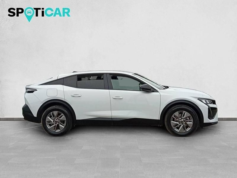 Usado Peugeot 408 Allure 145 CV (106 kW) 2025 Blanco Berlina