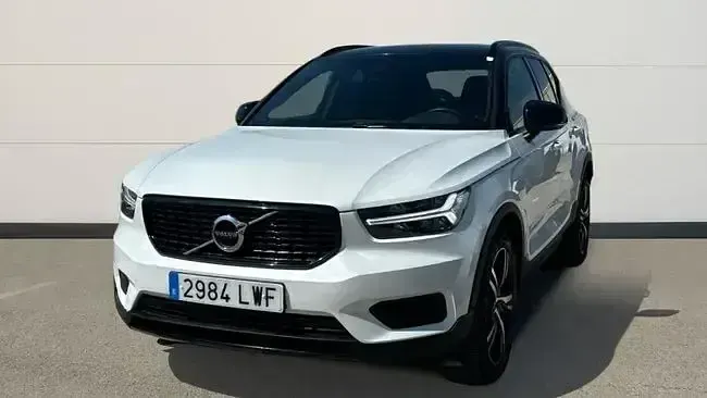 Usado Volvo XC40 R-Design 129 CV (94 kW) 2022 Blanco SUV