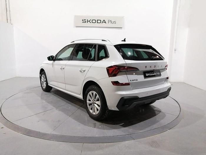 Usado Skoda Kamiq Selection 115 CV (84 kW) 2025 Blanco SUV