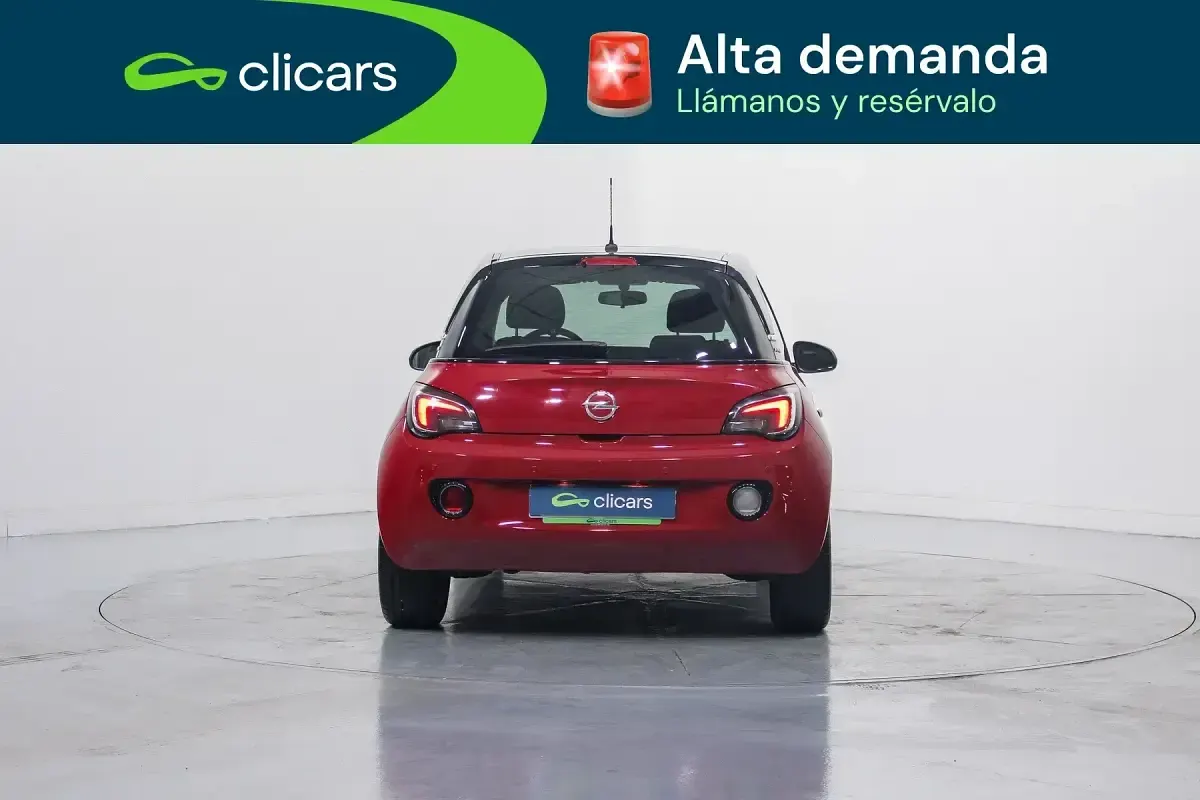 Usado Opel Adam Glam 87 CV (63 kW) 2018 Rojo Utilitario