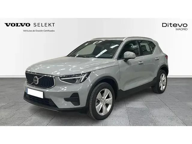 Usado Volvo XC40 Core 163 CV (119 kW) 2025 Gris SUV