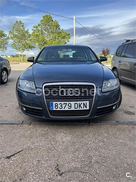 Usado Audi A6 170 CV (125 kW) 2005 Gris / plata Berlina